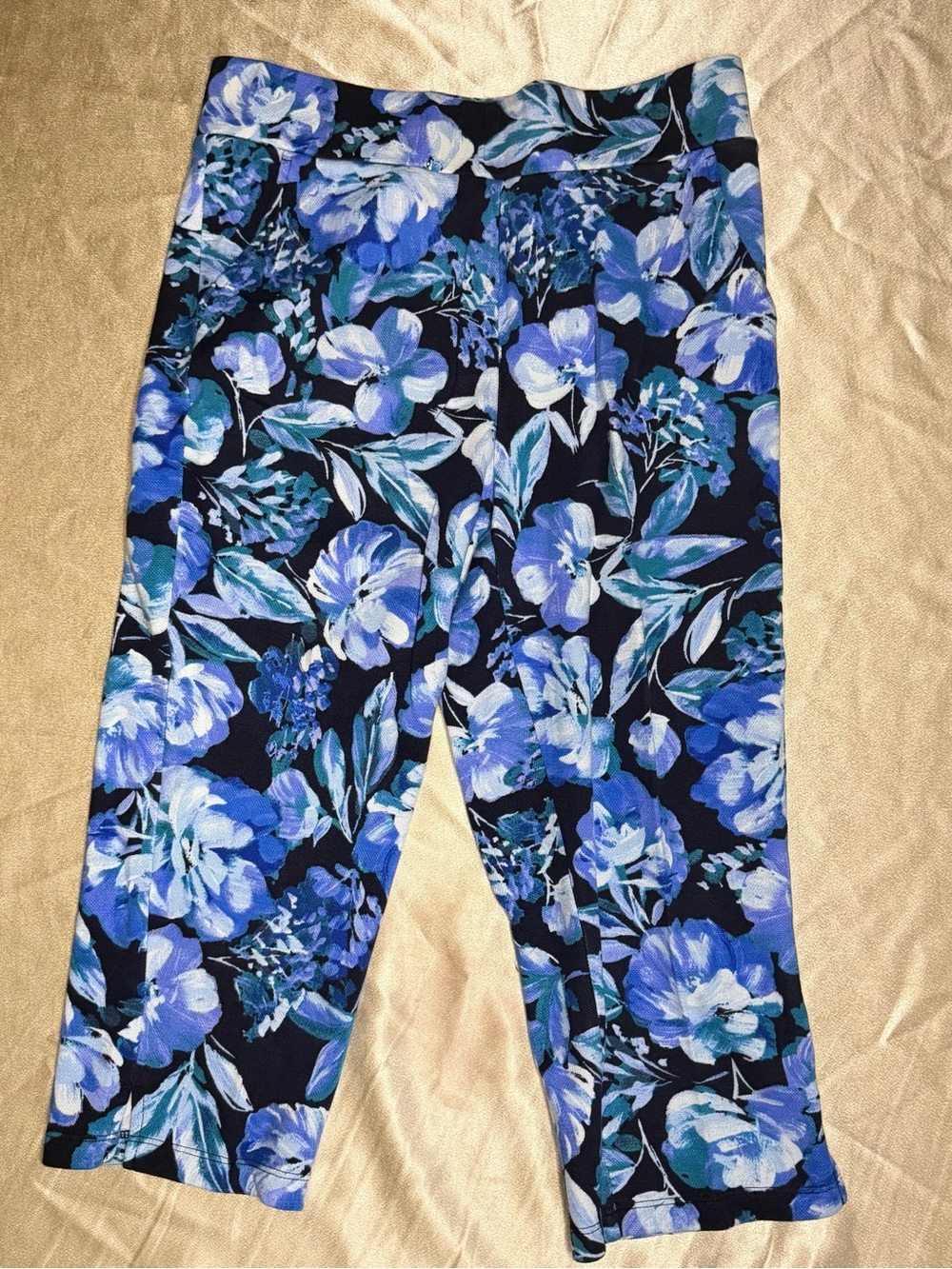 Belle by Kim Gravel Perfect Pique Fresh Picked Capri, Regular XS A639670